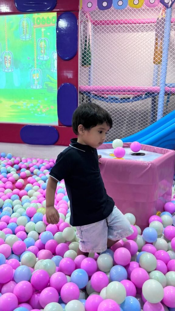 Funfinity world kids play zone